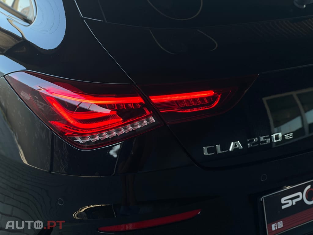 Mercedes-Benz CLA 250 e Shooting Brake AMG Line