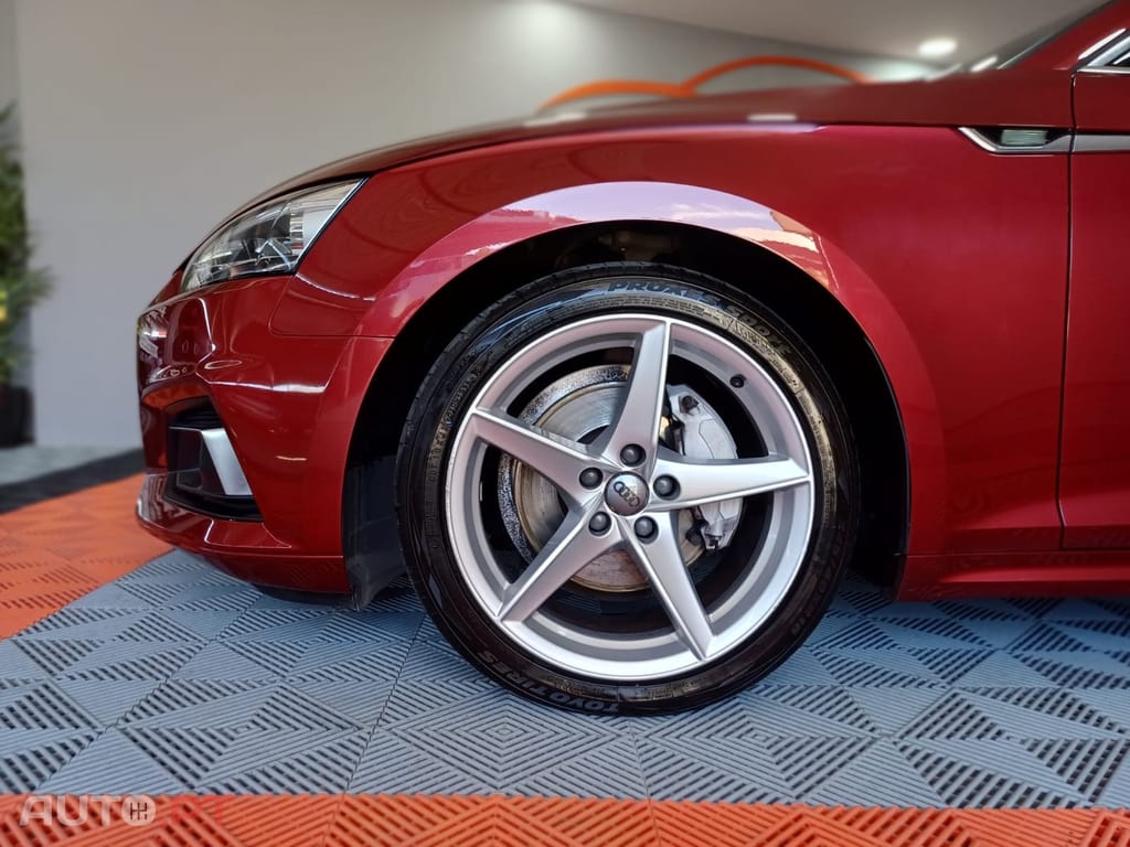Audi A5 40 TDI Advanced S tronic