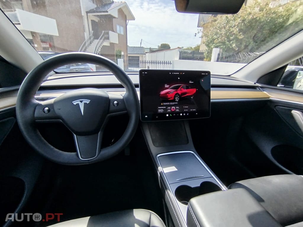 Tesla Model Y Tração Traseira
