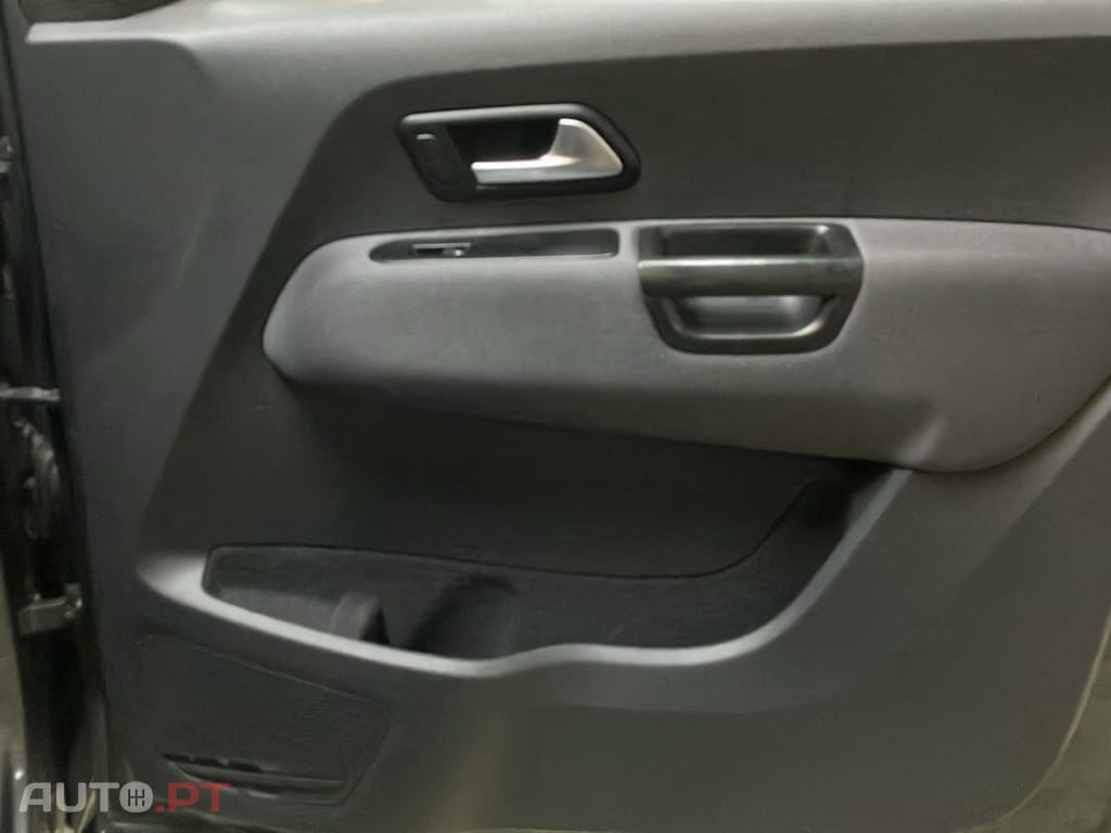 Volkswagen Amarok 2.0 BITDI 180 HIGH LINE 4MOTION