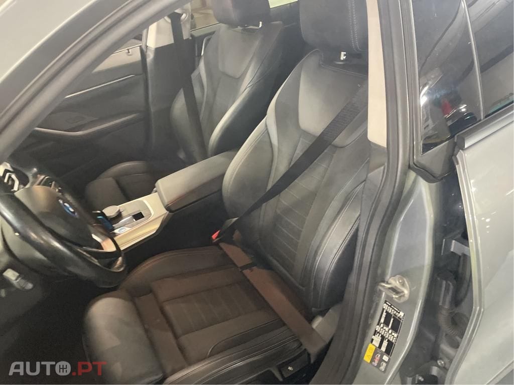 BMW i4 eDrive40