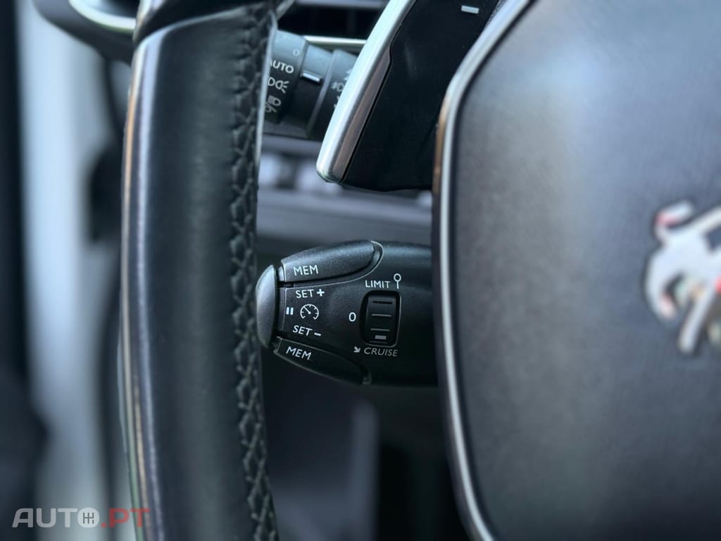 Peugeot 3008 1.5 BlueHDi Active Pack EAT8