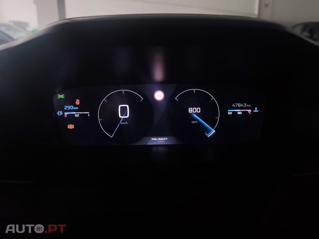 Peugeot 2008 1.2 PureTech Allure Pack