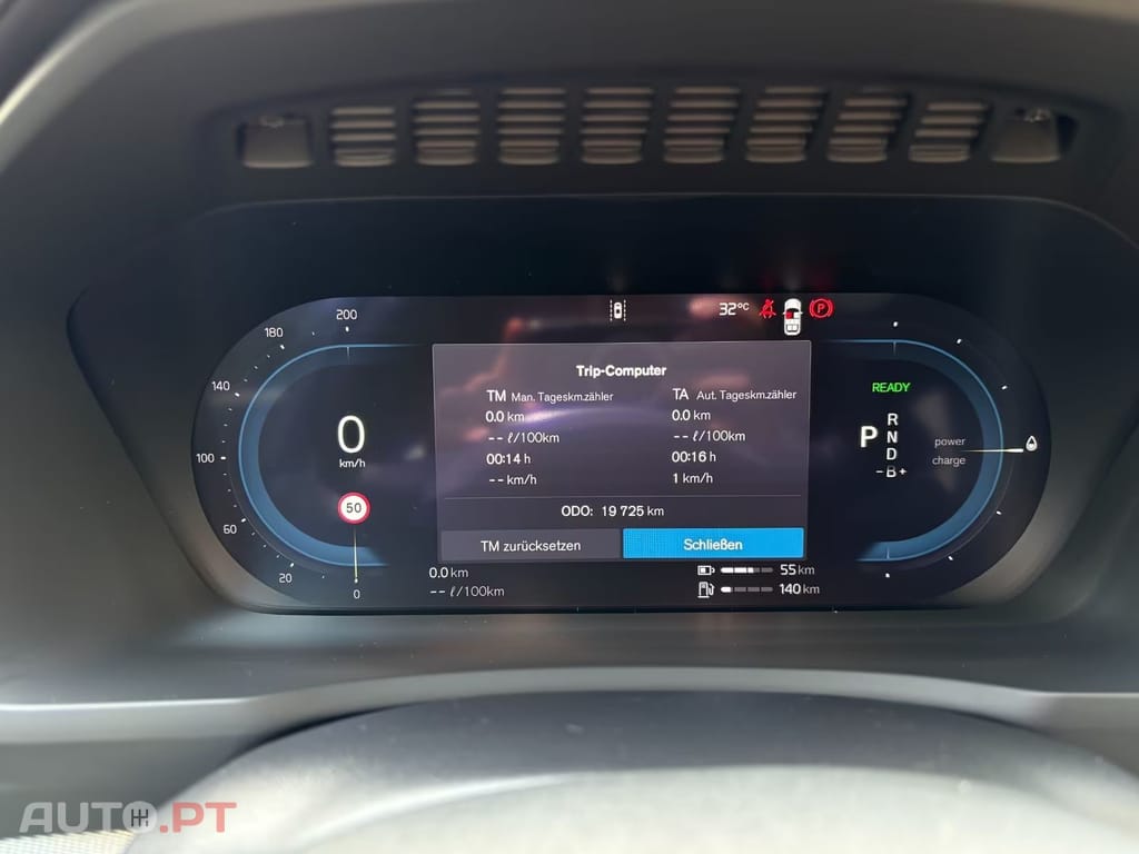 Volvo XC90 T8 AWD Plus  I.V.A DEDUTIVEL