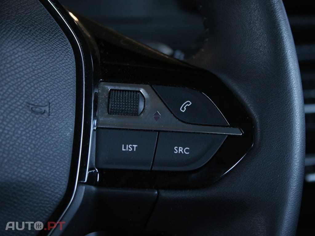 Peugeot E-208 50 kWh Active Pack