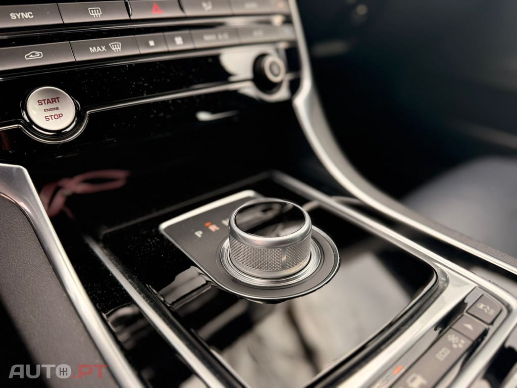 Jaguar XE 2.0 D R-Sport Aut.