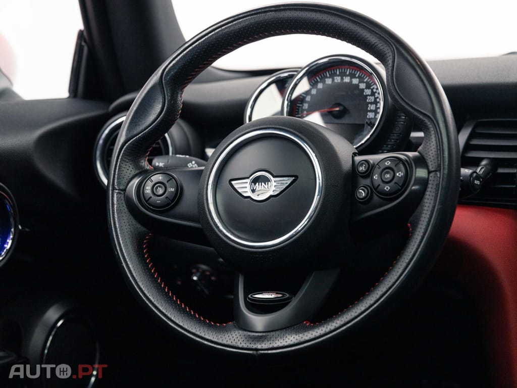 MINI Cooper John Cooper Works