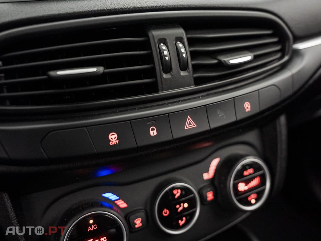 Fiat Tipo 1.3 M-Jet Lounge