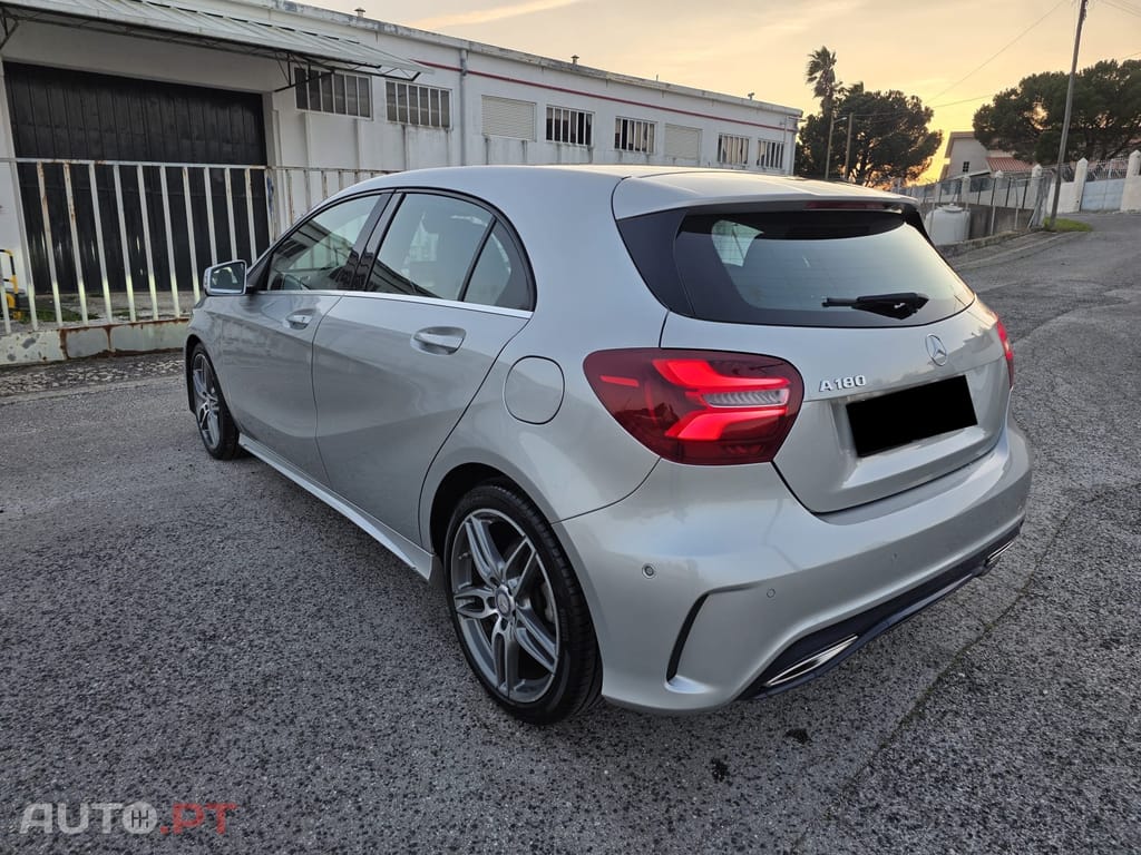 Mercedes-Benz 180 Mercedes-Benz Classe A 180 AMG Line (122cv)