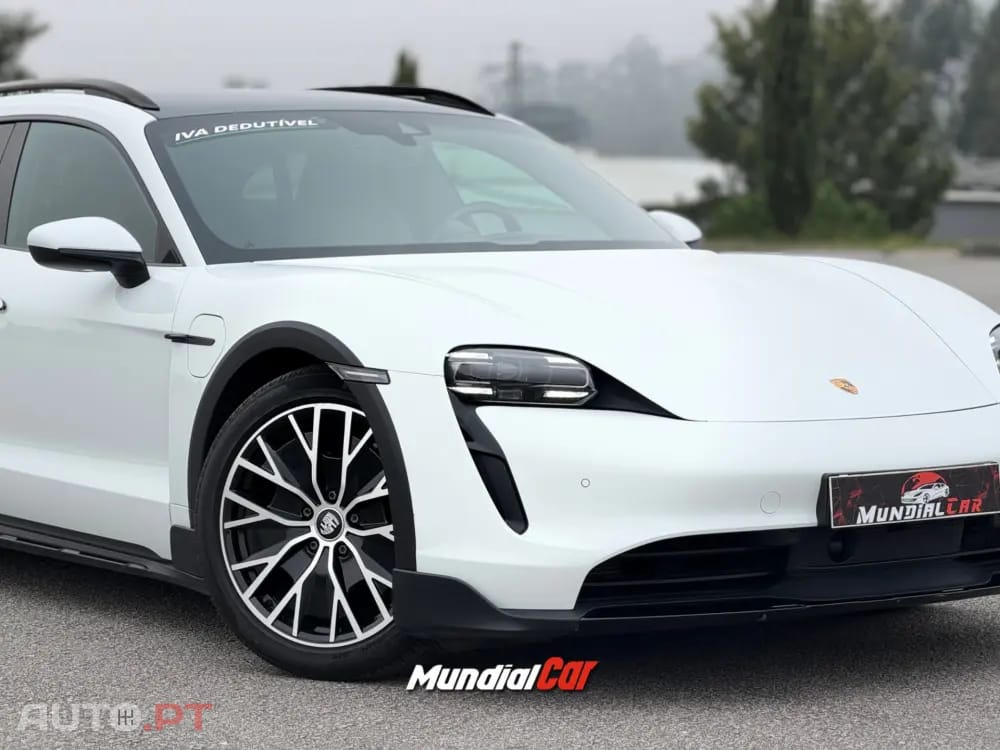 Porsche Taycan 4S