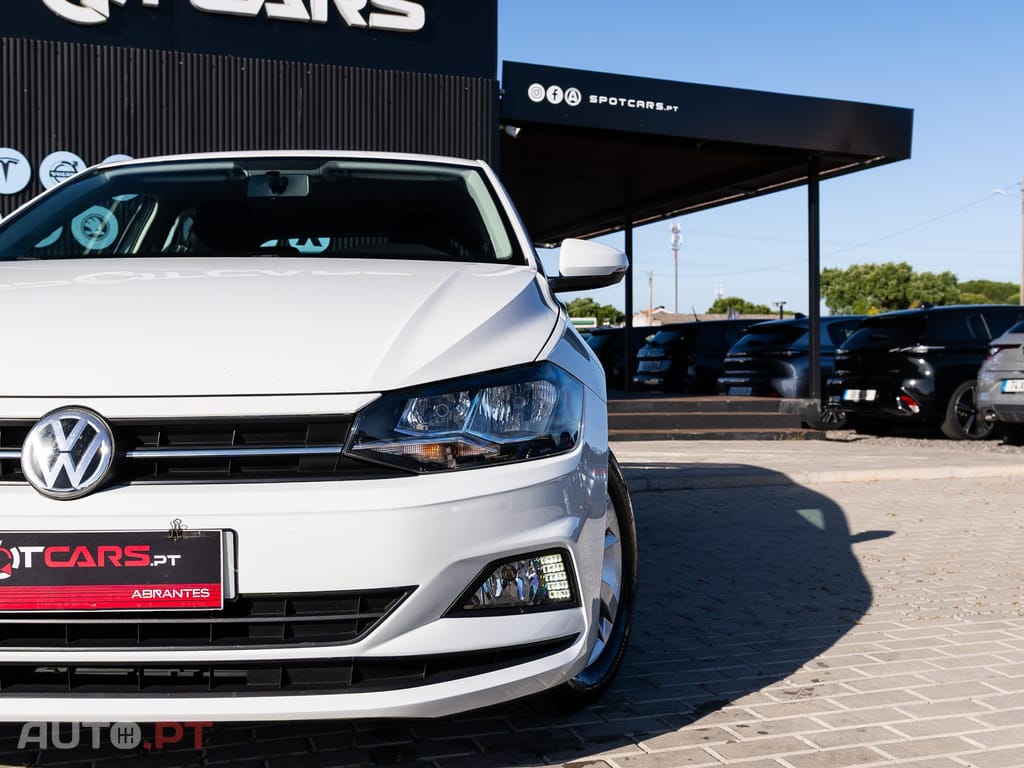 Volkswagen Polo 1.0 Confortline