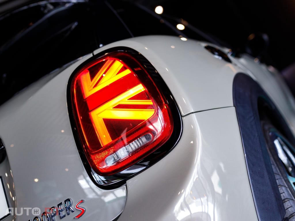 MINI Cooper Cooper S Aut. JCW