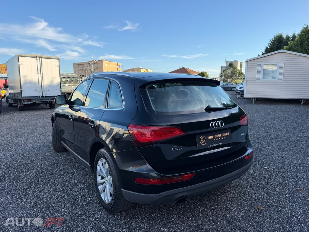 Audi Q5 2.0 TDi Business Line S-line — fotografia 4