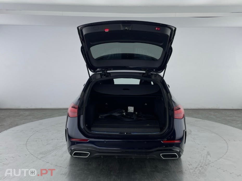 Mercedes-Benz C 300 e AMG Line
