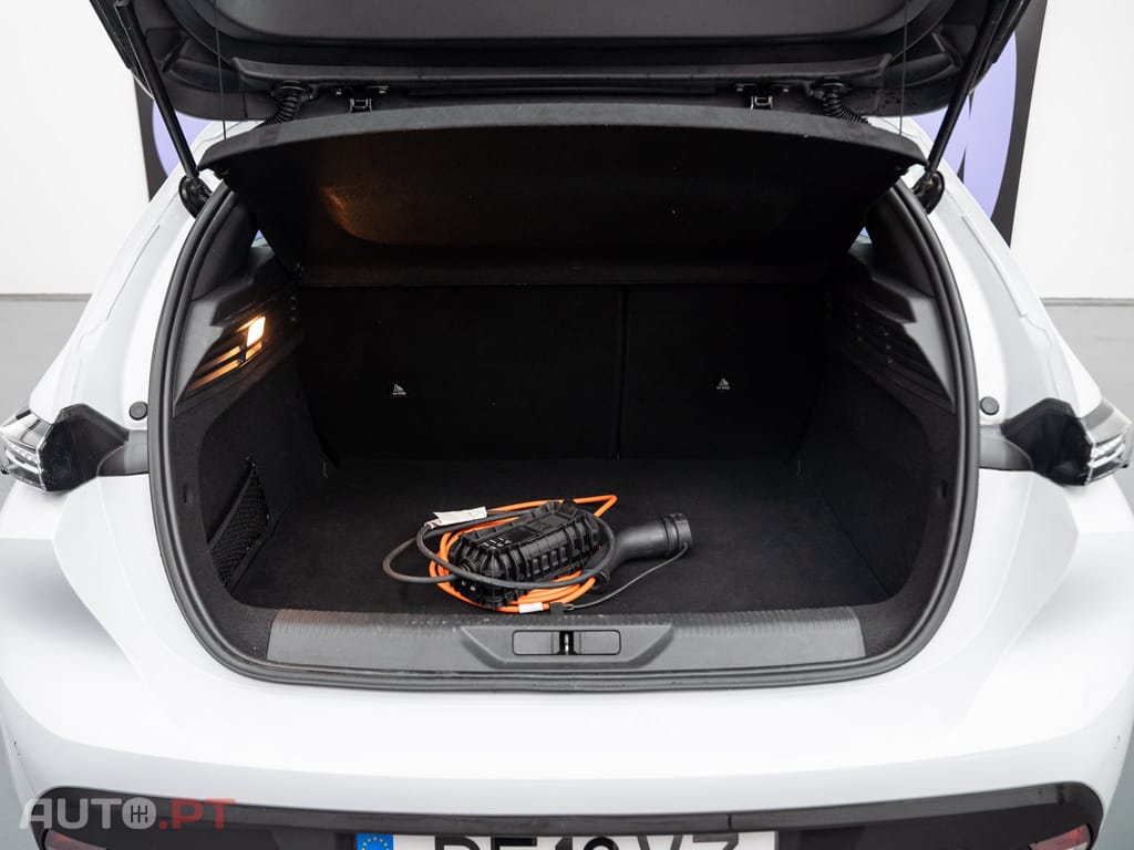 Peugeot 308 1.6 Hybrid Active Pack e-EAT8