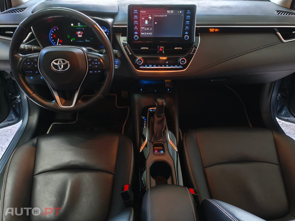 Toyota Corolla Hybrid Luxury