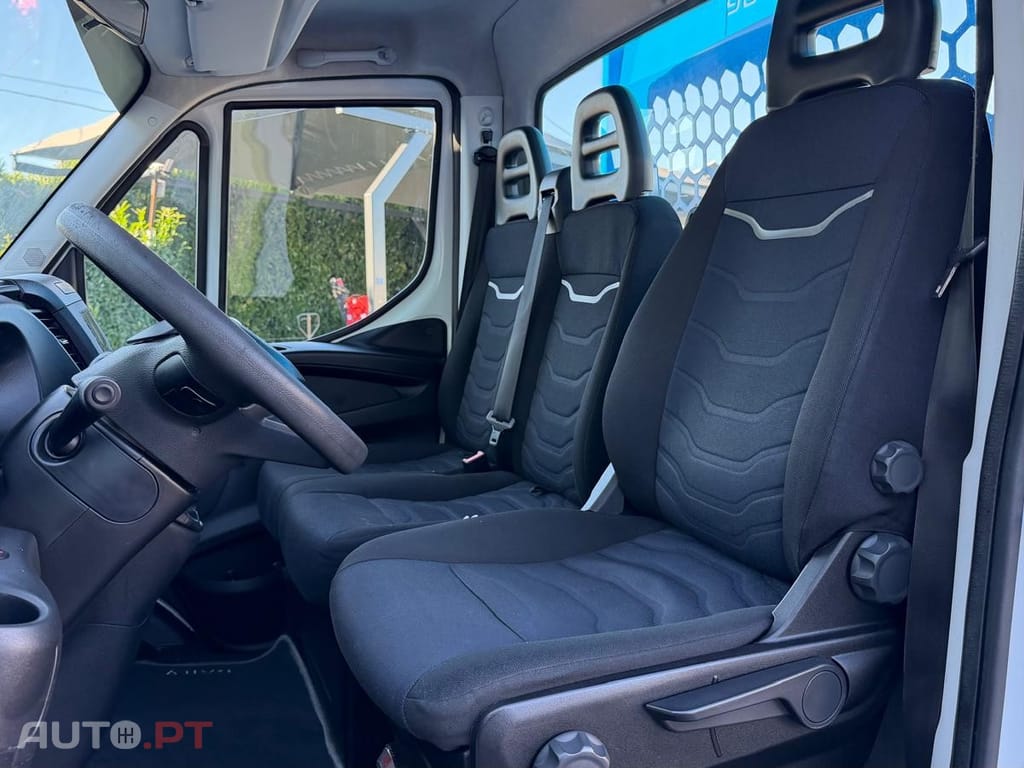 Iveco Daily BASCULA
