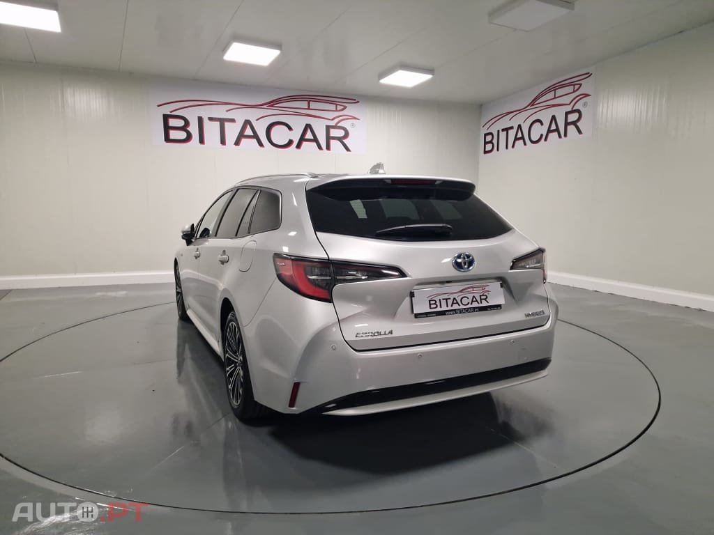 Toyota Corolla Touring Sports 1.8 Hybrid Comfort+P.Sport