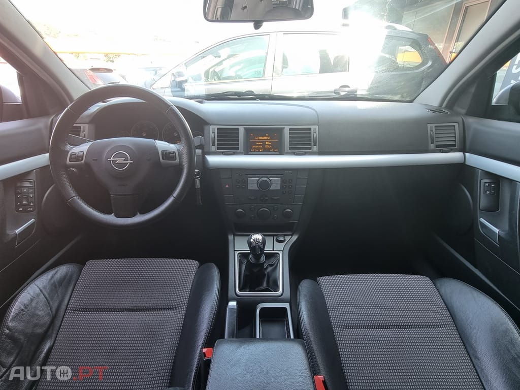 Opel Vectra Caravan 1.9 CDTi Cosmo