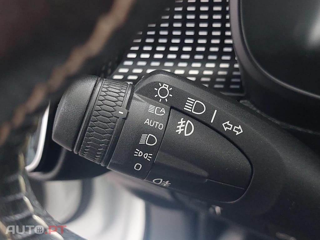 Volvo XC40 1.5 T2 Momentum Plus