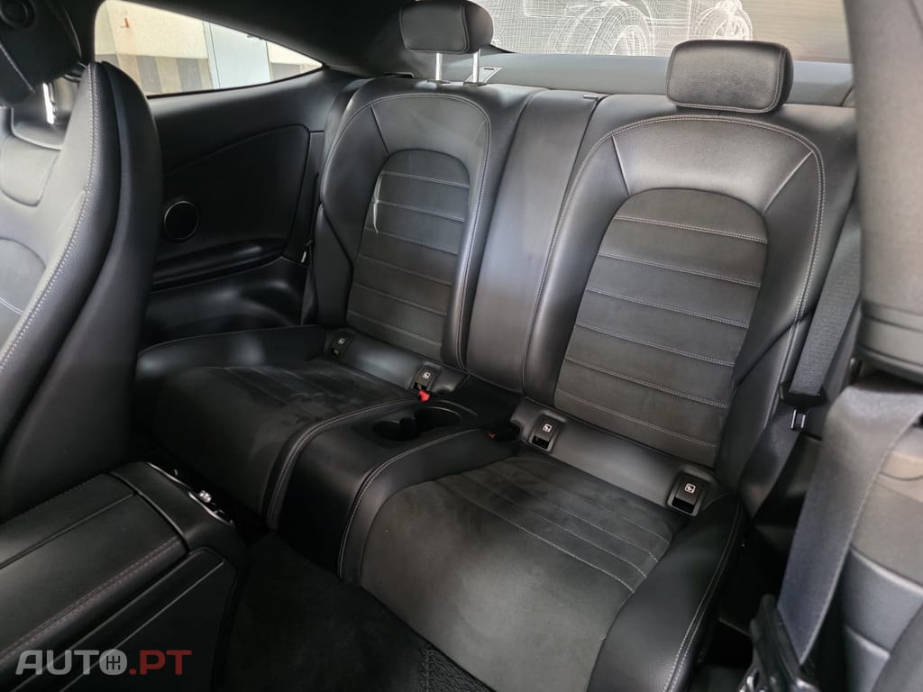 Mercedes-Benz C 200 d AMG LINE