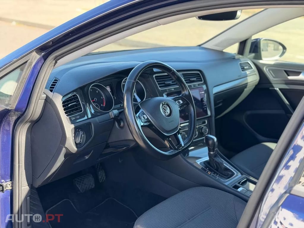 Volkswagen Golf 1.6 TDi (BlueMotion ) DSG Trendline