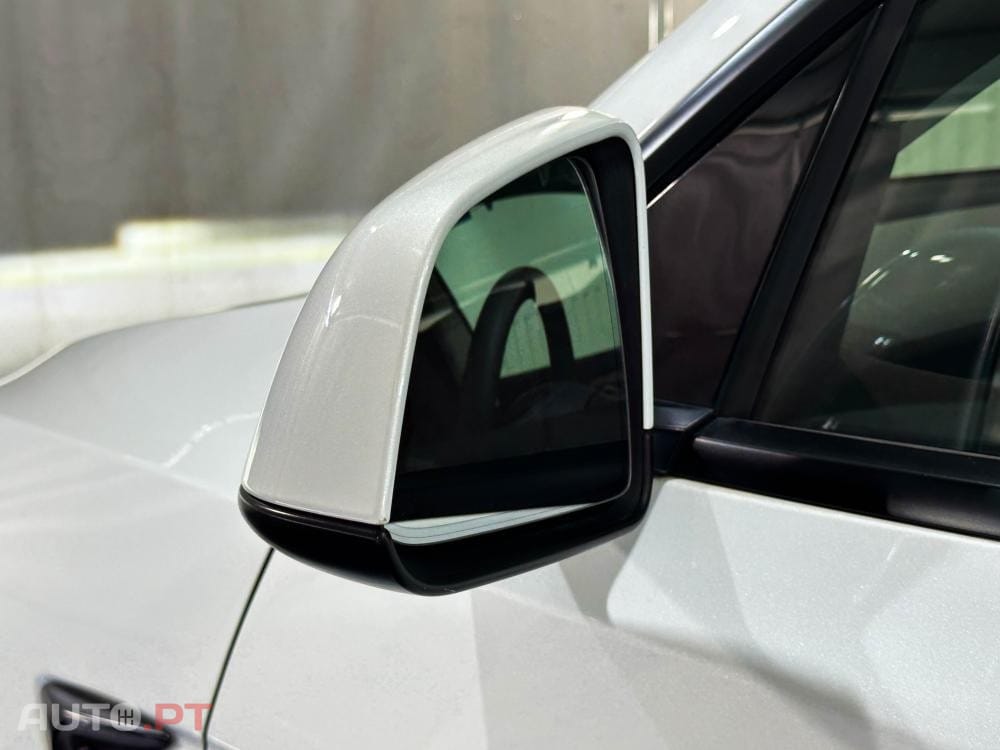 Tesla Model Y Long Range Dual Motor AWD