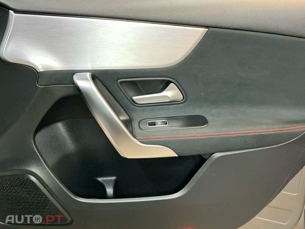 Mercedes-Benz A 200 7G-DCT AMG Line