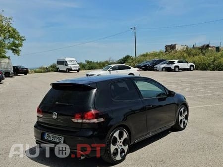 Volkswagen Golf 2.0 TSI GTI