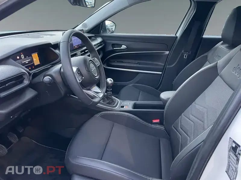 Jeep Avenger 1.2 GSE T3 Altitude