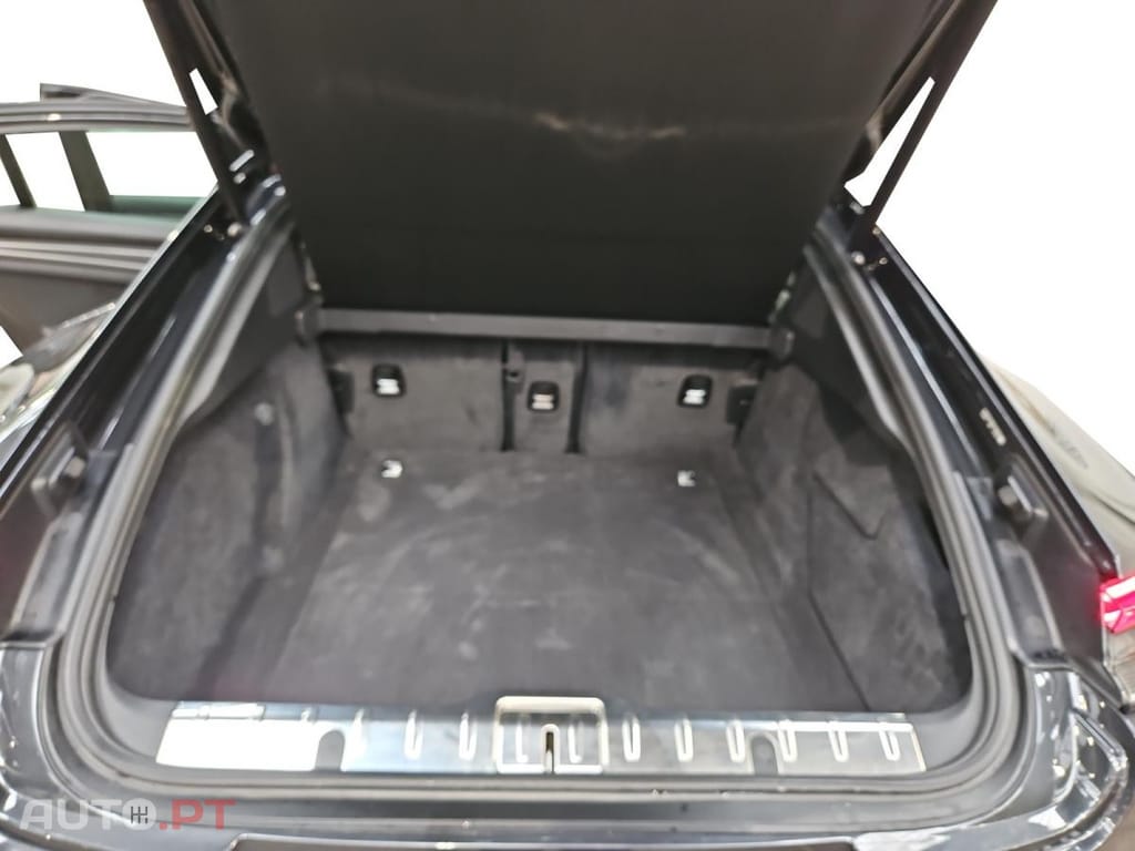 Porsche Panamera 3.0 4 E-Hybrid Platinum Edition