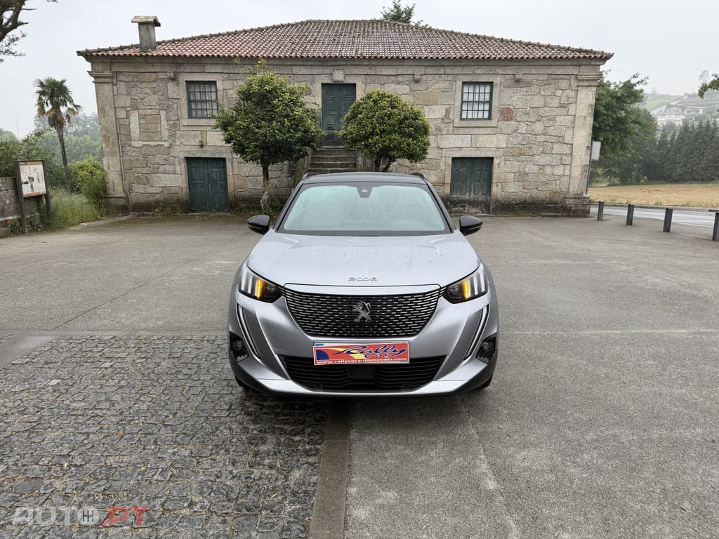 Peugeot E-2008 54 kWh GT