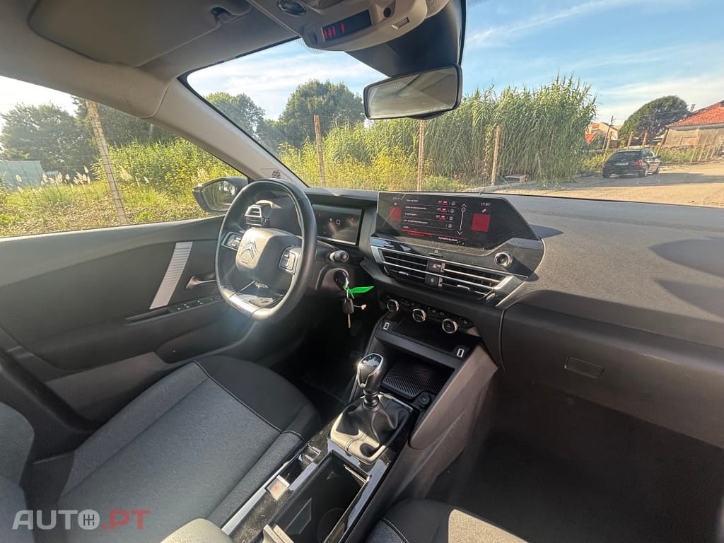 Citroen C4 PureTech 130 Stop&Start SHINE
