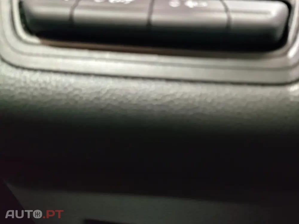 Renault Captur 1.0 TCe Techno Bi-Fuel