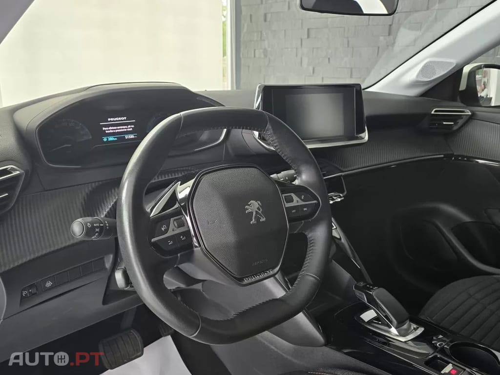 Peugeot E-208 50 kWh Active