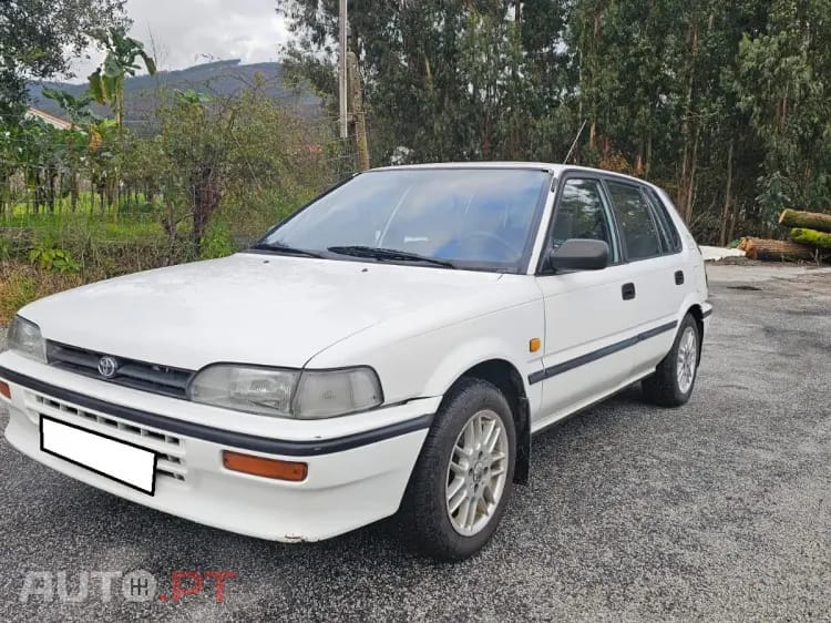 Toyota Corolla 1.3 Gold Line