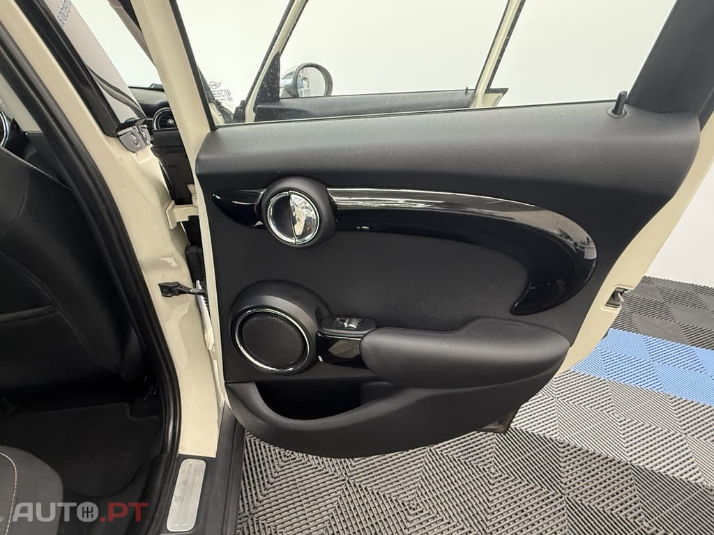 MINI Cooper One D