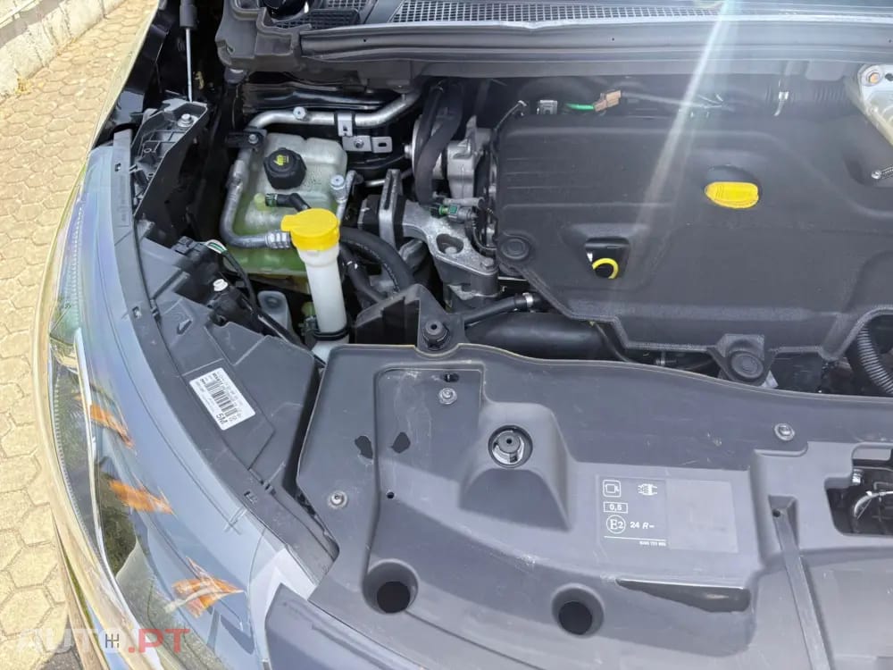 Renault Espace 1.6 dCi Initiale Paris EDC