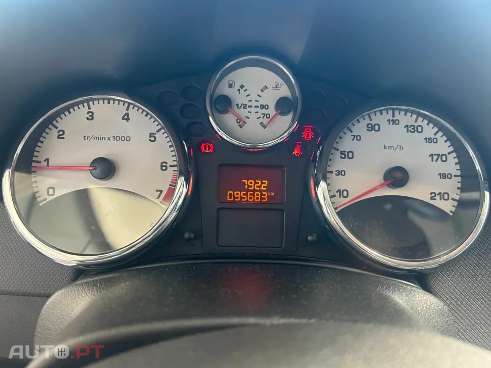 Peugeot 207 1.4 16V Sportium