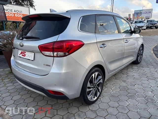 Kia Carens 1.7 CRDi ISG TX