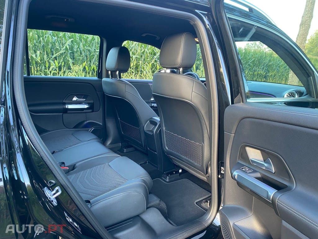 Mercedes-Benz EQB 300 4Matic