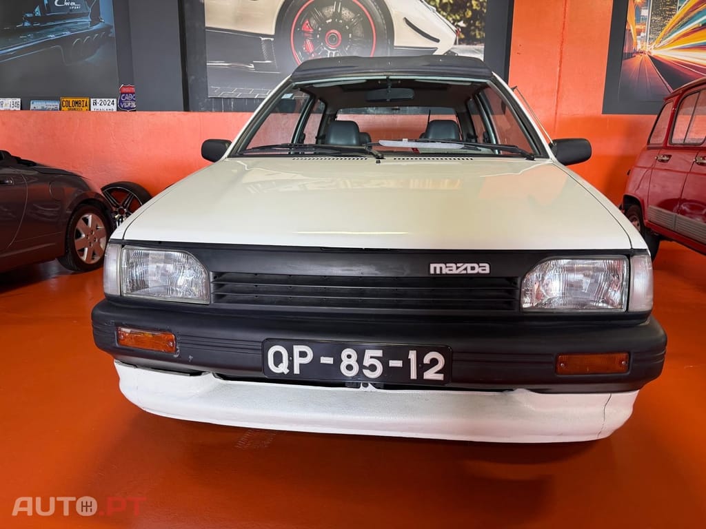 Mazda 121 1.1 Canvas Top