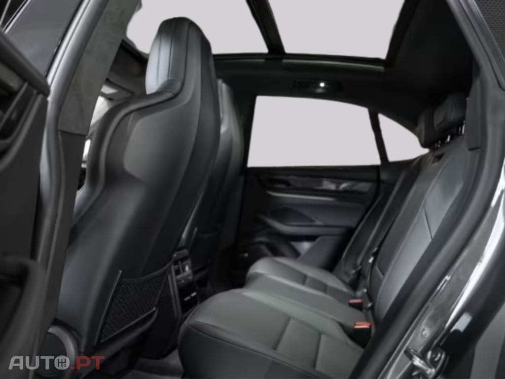 Porsche Macan Turbo BOSE Sport I.V.A DEDUTIVEL