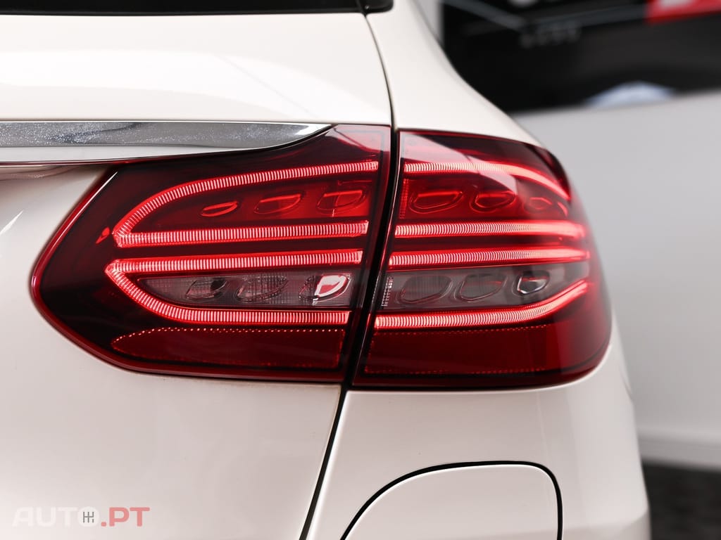 Mercedes-Benz C 300 de T 9G-TRONIC AMG Line