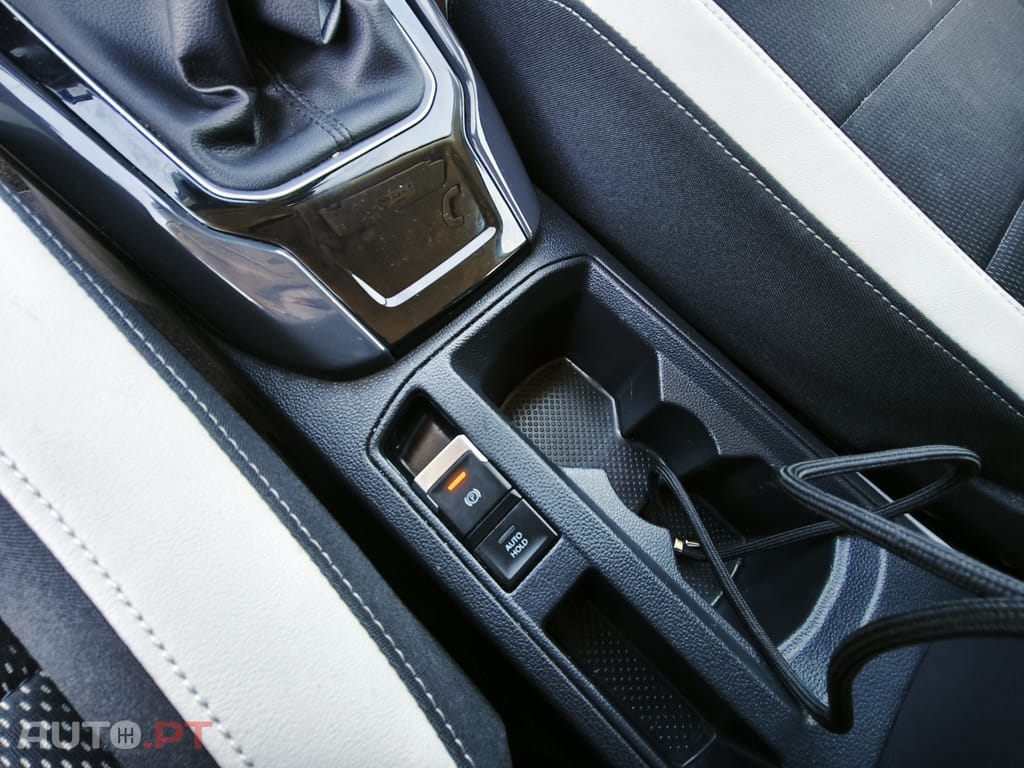 Volkswagen T-Roc 1.5 TSI Sport