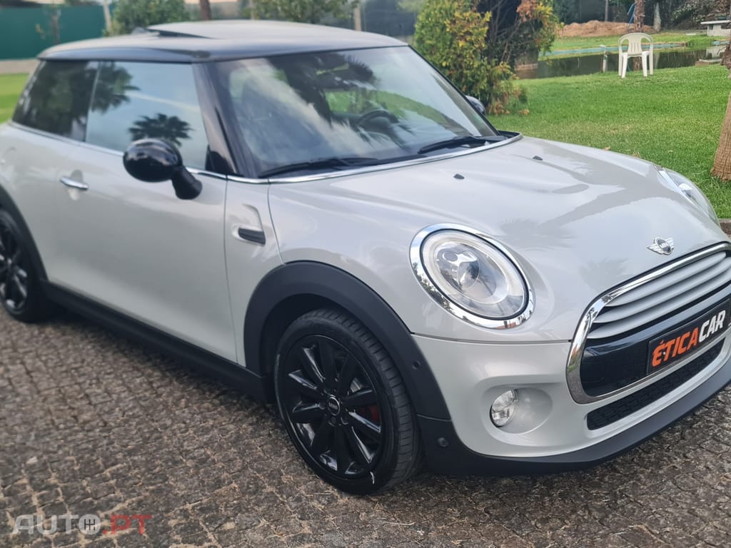 MINI Cooper Cooper D