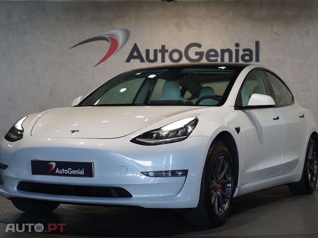 Tesla Model 3 Tração Traseira