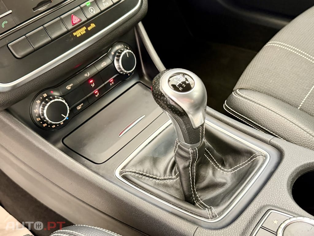 Mercedes-Benz GLA 180 d Urban
