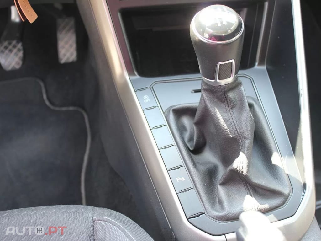 Volkswagen Polo 1.0 Confortline