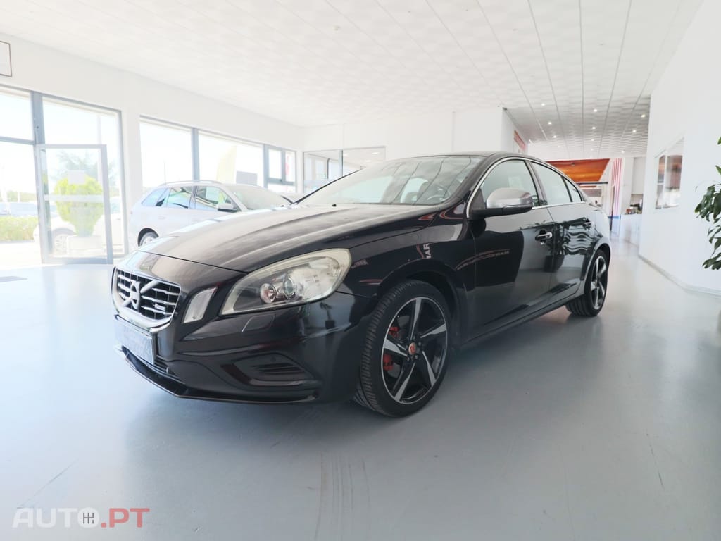 Volvo S60 2.0 D4 R-Design S/S Geartronic